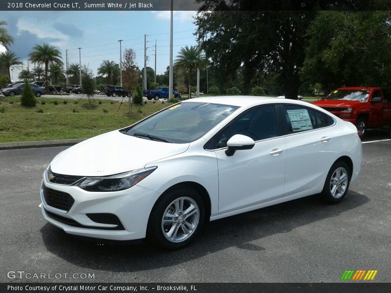 Summit White / Jet Black 2018 Chevrolet Cruze LT
