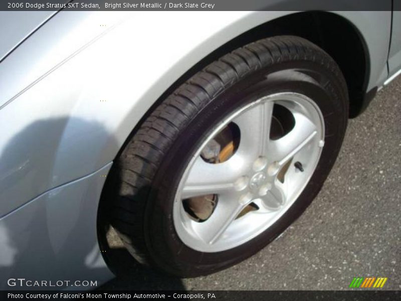 Bright Silver Metallic / Dark Slate Grey 2006 Dodge Stratus SXT Sedan