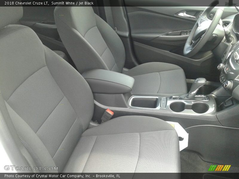 Summit White / Jet Black 2018 Chevrolet Cruze LT