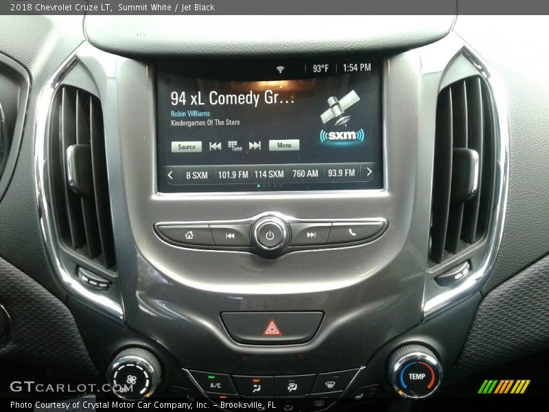Summit White / Jet Black 2018 Chevrolet Cruze LT
