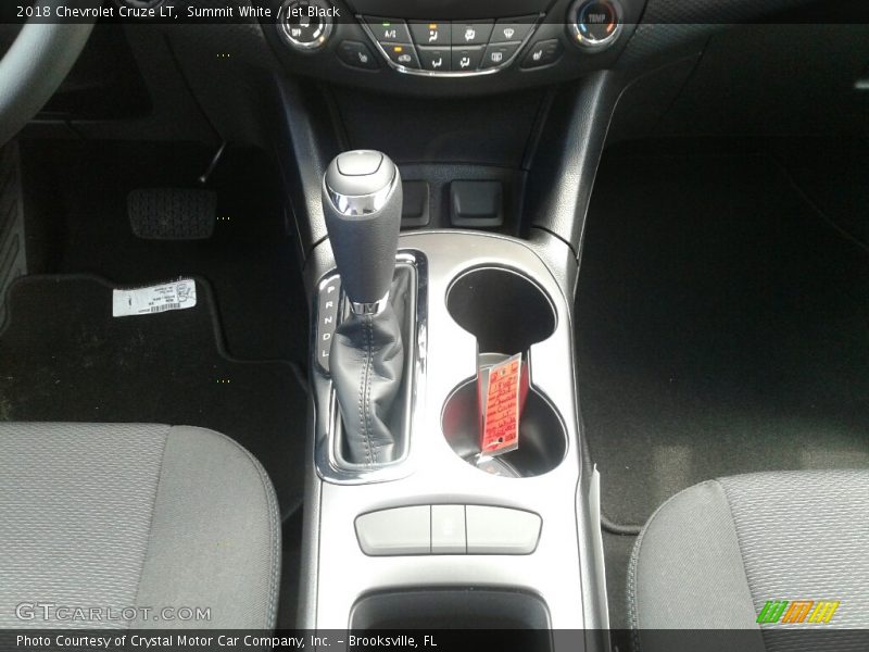Summit White / Jet Black 2018 Chevrolet Cruze LT