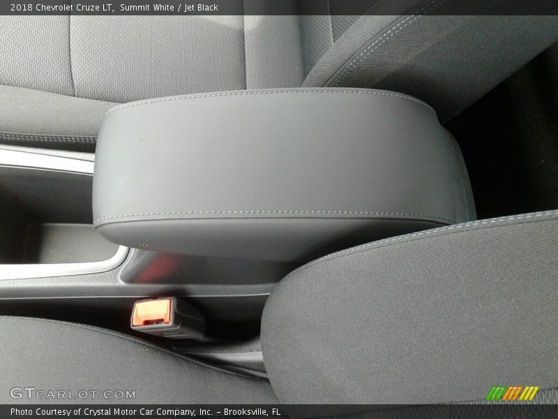 Summit White / Jet Black 2018 Chevrolet Cruze LT
