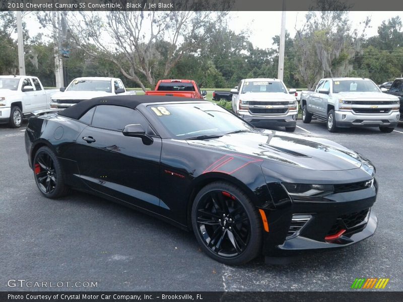Front 3/4 View of 2018 Camaro SS Convertible