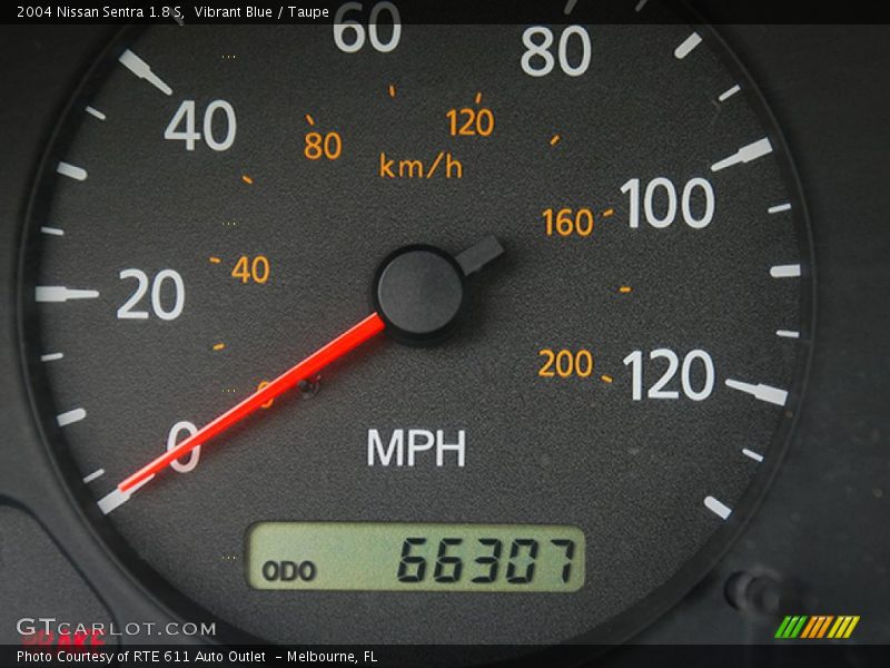 Vibrant Blue / Taupe 2004 Nissan Sentra 1.8 S