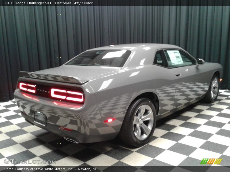 Destroyer Gray / Black 2018 Dodge Challenger SXT