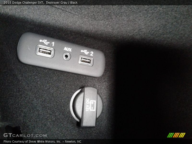 Destroyer Gray / Black 2018 Dodge Challenger SXT