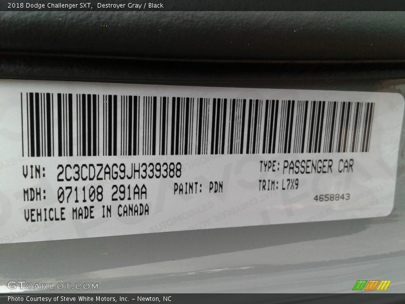 Destroyer Gray / Black 2018 Dodge Challenger SXT