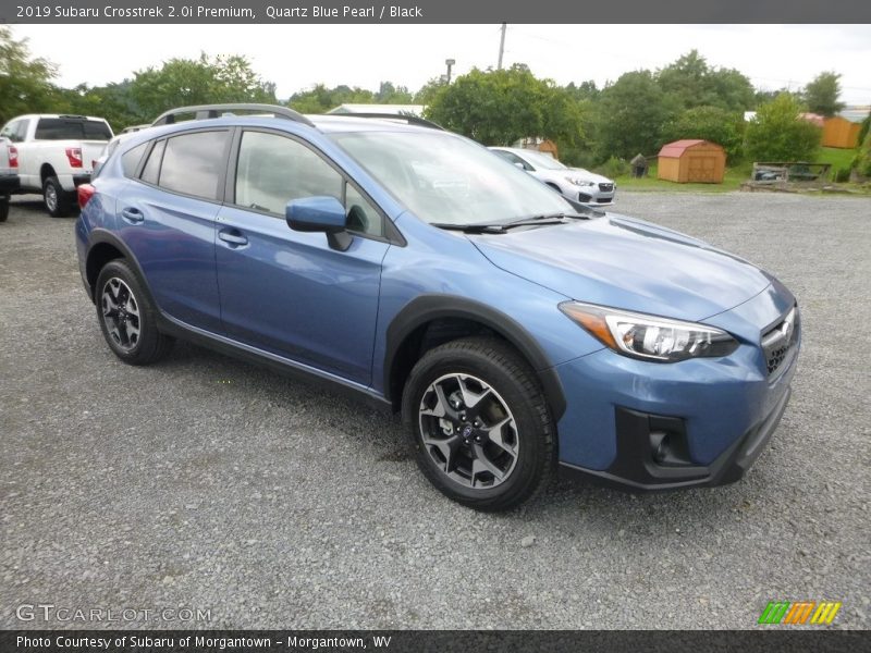 Front 3/4 View of 2019 Crosstrek 2.0i Premium