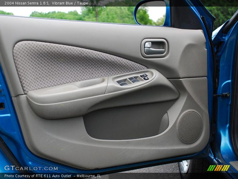 Vibrant Blue / Taupe 2004 Nissan Sentra 1.8 S