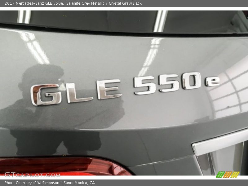 Selenite Grey Metallic / Crystal Grey/Black 2017 Mercedes-Benz GLE 550e