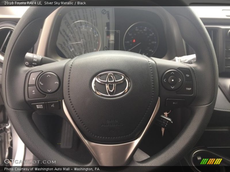Silver Sky Metallic / Black 2018 Toyota RAV4 LE