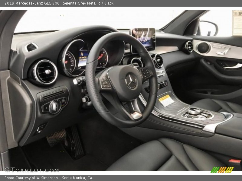 Selenite Grey Metallic / Black 2019 Mercedes-Benz GLC 300
