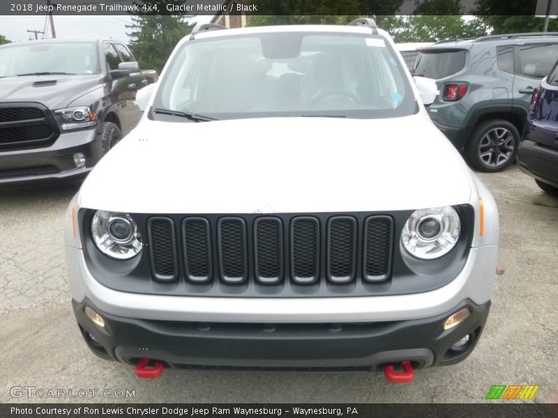 Glacier Metallic / Black 2018 Jeep Renegade Trailhawk 4x4