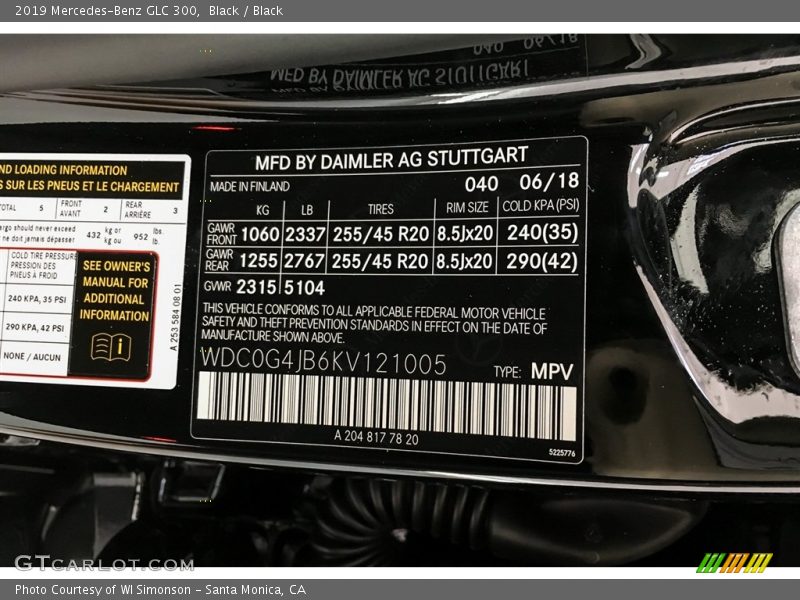 Black / Black 2019 Mercedes-Benz GLC 300