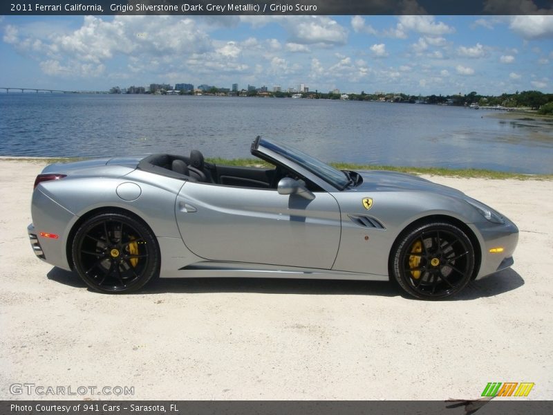 Grigio Silverstone (Dark Grey Metallic) / Grigio Scuro 2011 Ferrari California