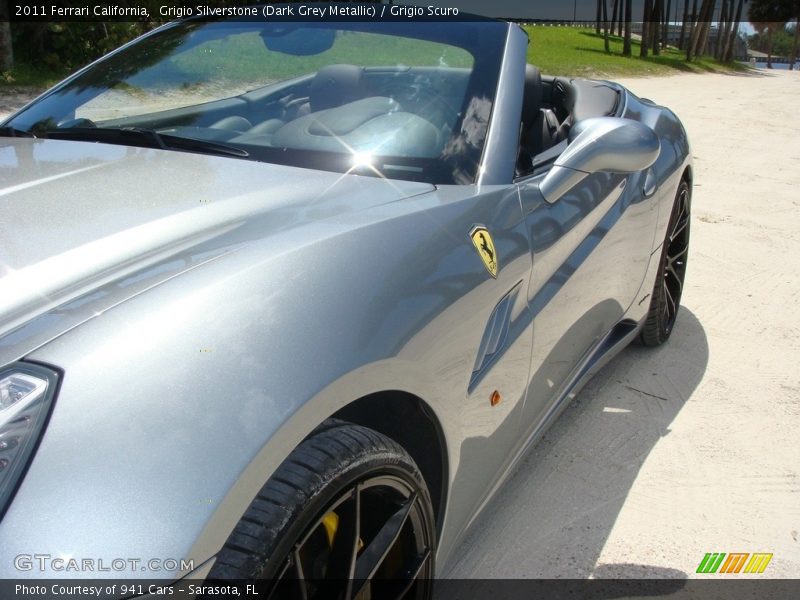 Grigio Silverstone (Dark Grey Metallic) / Grigio Scuro 2011 Ferrari California