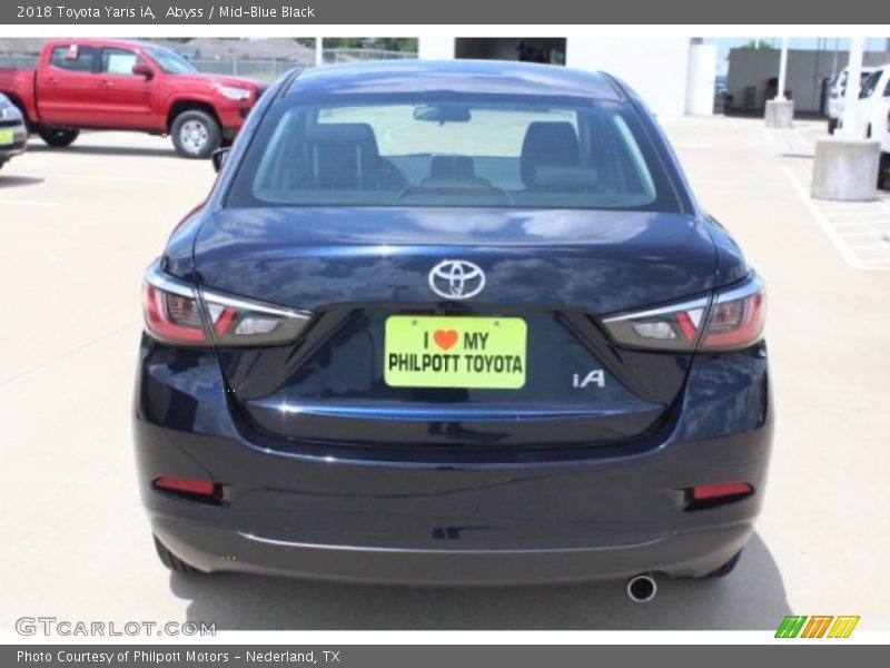 Abyss / Mid-Blue Black 2018 Toyota Yaris iA