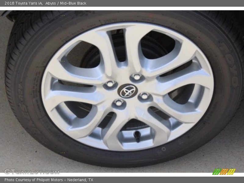 Abyss / Mid-Blue Black 2018 Toyota Yaris iA