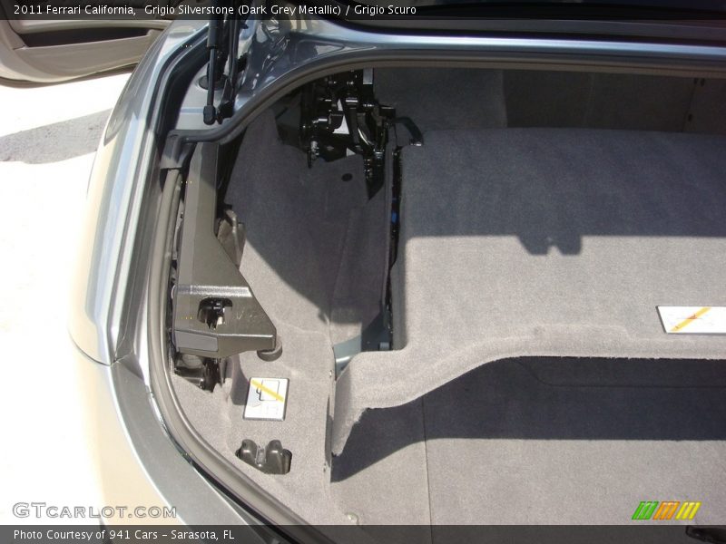 Grigio Silverstone (Dark Grey Metallic) / Grigio Scuro 2011 Ferrari California