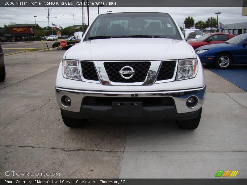 Avalanche White / Blue 2006 Nissan Frontier NISMO King Cab