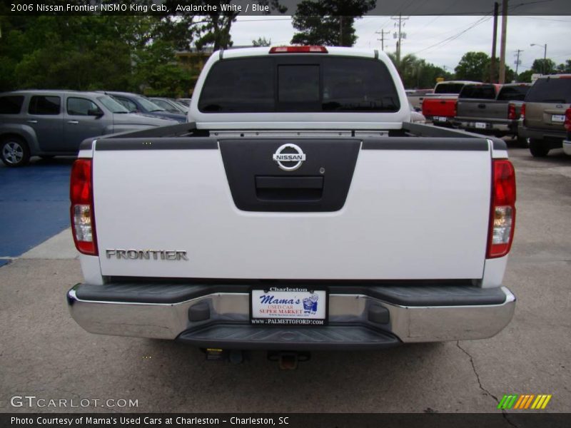 Avalanche White / Blue 2006 Nissan Frontier NISMO King Cab