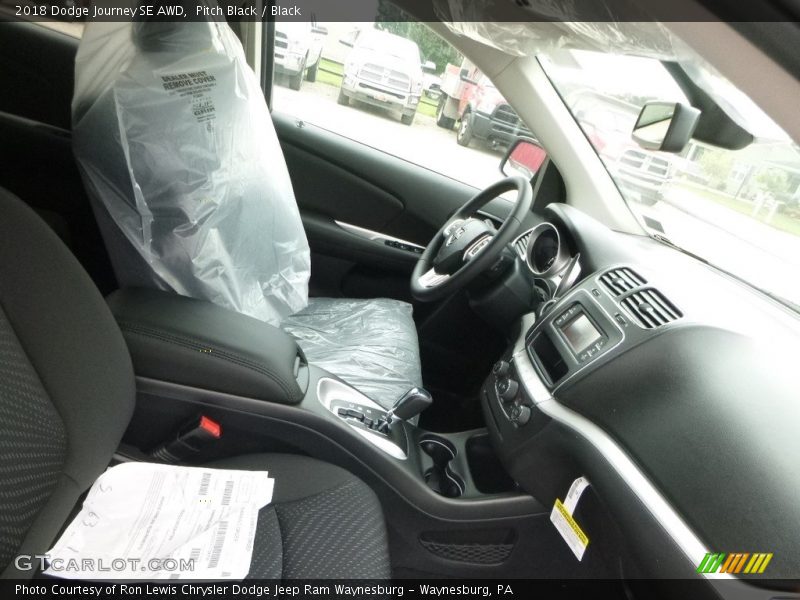Pitch Black / Black 2018 Dodge Journey SE AWD