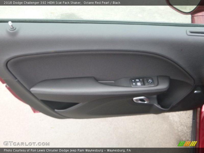 Octane Red Pearl / Black 2018 Dodge Challenger 392 HEMI Scat Pack Shaker