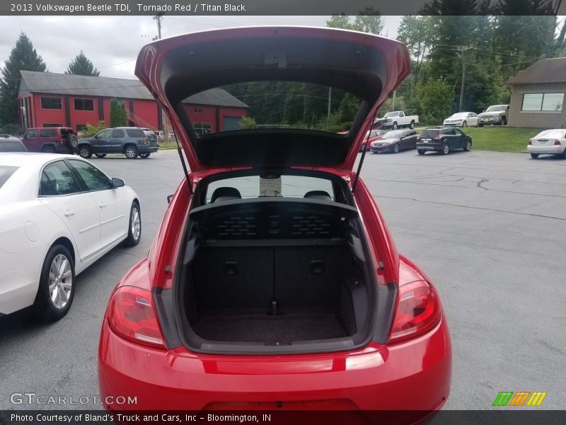 Tornado Red / Titan Black 2013 Volkswagen Beetle TDI