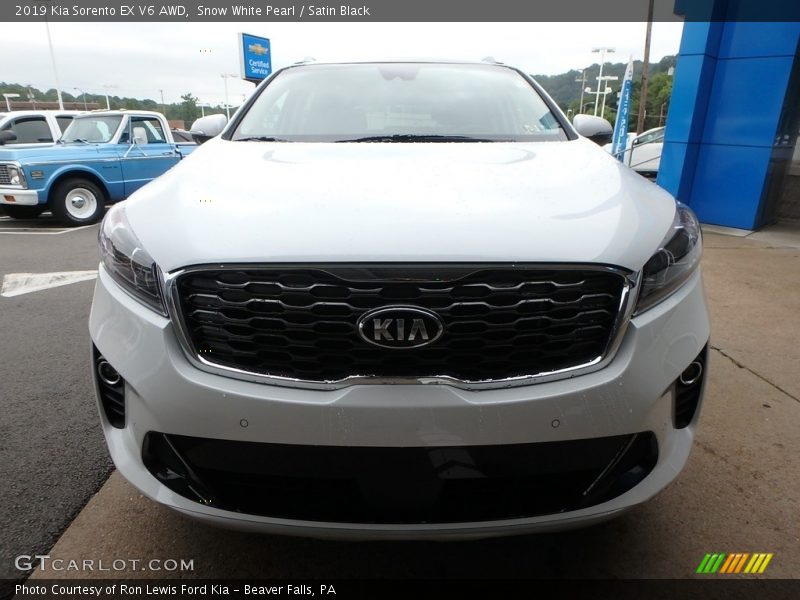 Snow White Pearl / Satin Black 2019 Kia Sorento EX V6 AWD