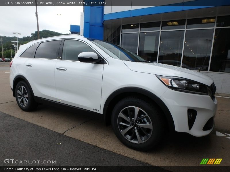 Snow White Pearl / Satin Black 2019 Kia Sorento EX V6 AWD