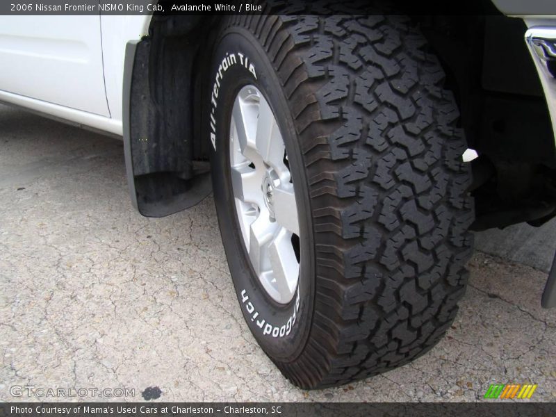 Avalanche White / Blue 2006 Nissan Frontier NISMO King Cab
