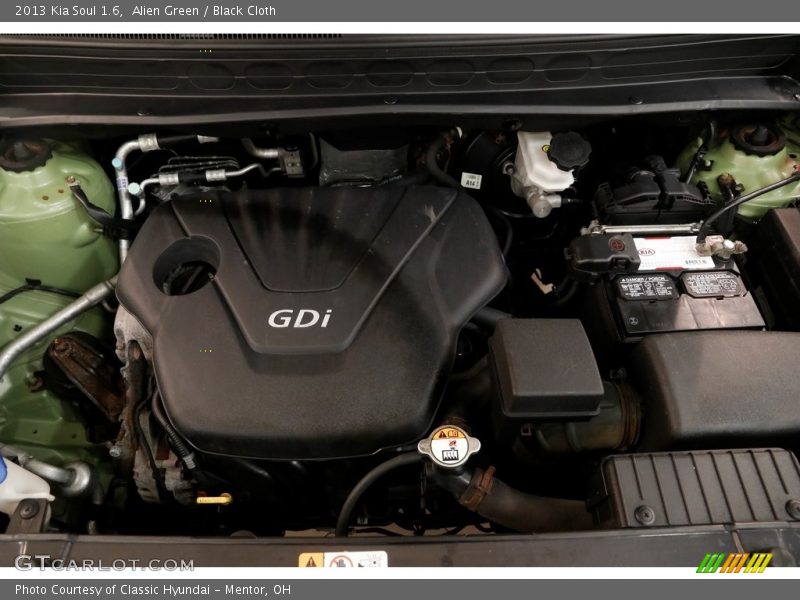 Alien Green / Black Cloth 2013 Kia Soul 1.6