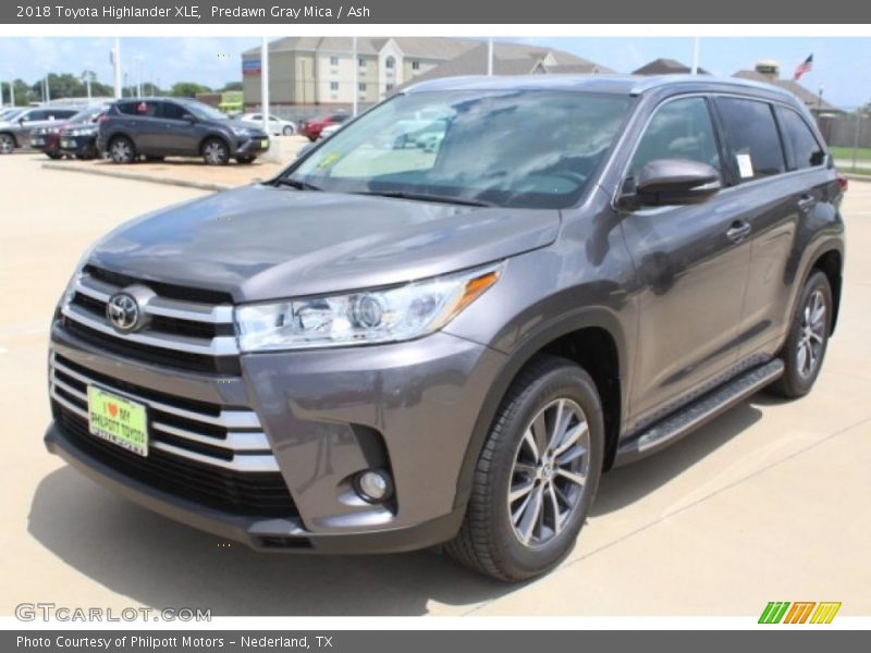 Predawn Gray Mica / Ash 2018 Toyota Highlander XLE