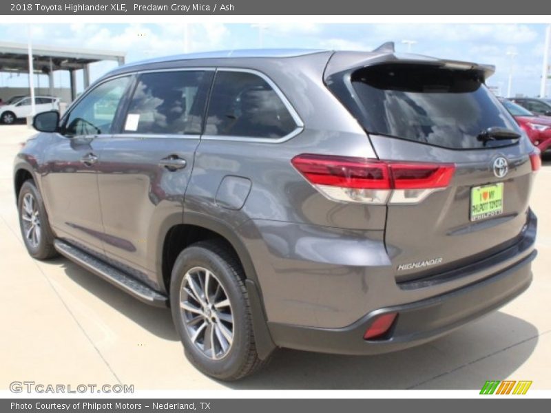 Predawn Gray Mica / Ash 2018 Toyota Highlander XLE