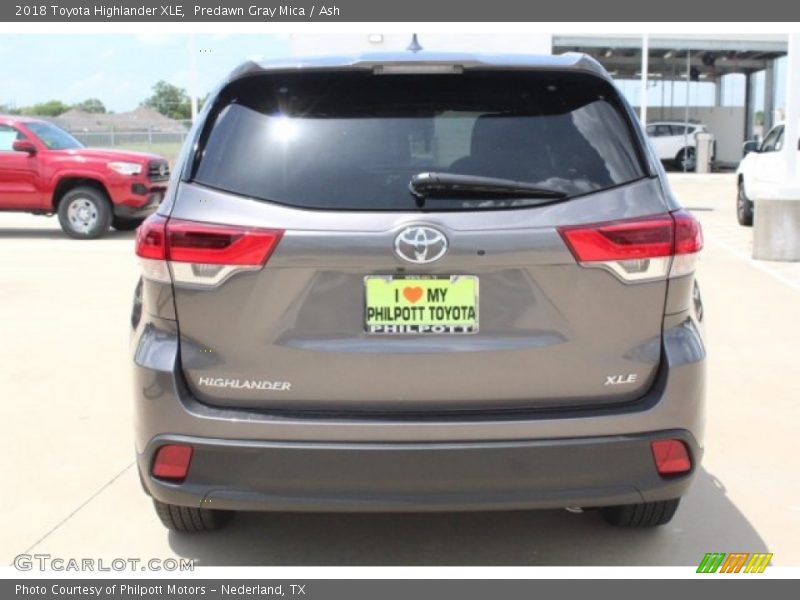 Predawn Gray Mica / Ash 2018 Toyota Highlander XLE