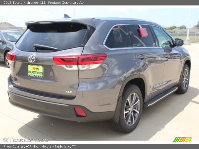 Predawn Gray Mica / Ash 2018 Toyota Highlander XLE