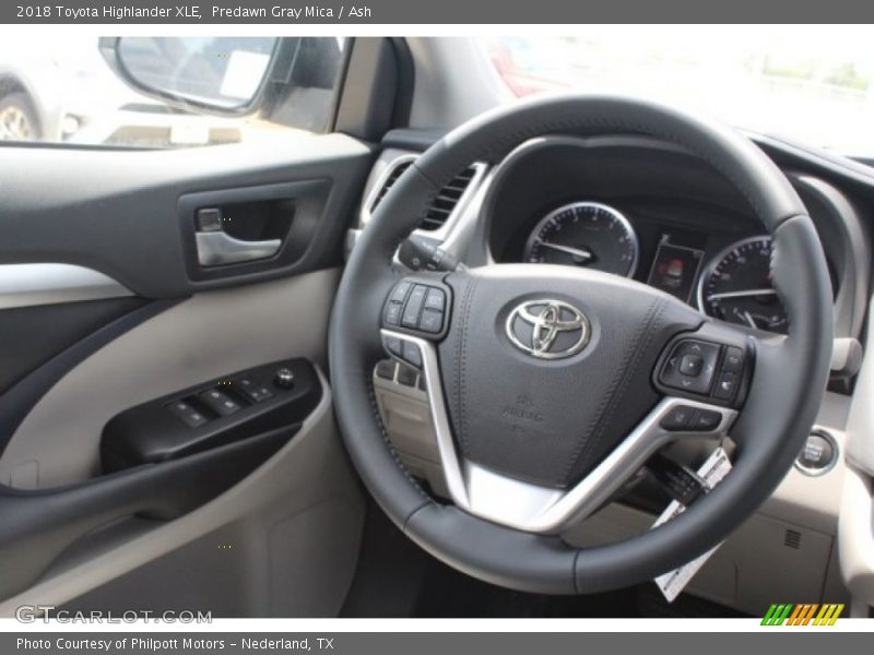 Predawn Gray Mica / Ash 2018 Toyota Highlander XLE