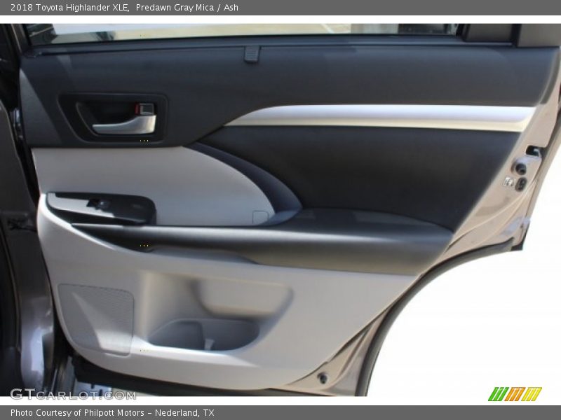 Predawn Gray Mica / Ash 2018 Toyota Highlander XLE