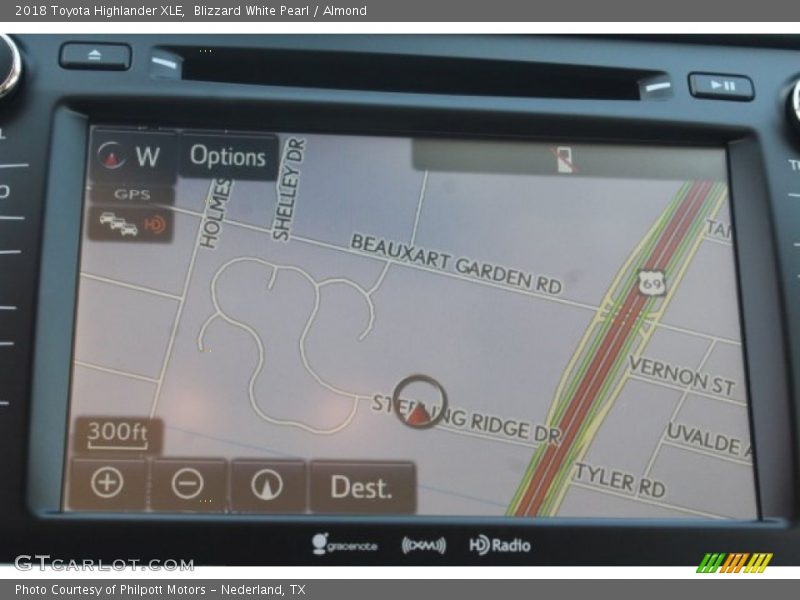 Blizzard White Pearl / Almond 2018 Toyota Highlander XLE