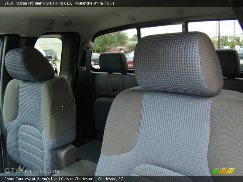 Avalanche White / Blue 2006 Nissan Frontier NISMO King Cab