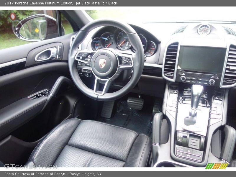 Jet Black Metallic / Black 2017 Porsche Cayenne Platinum Edition