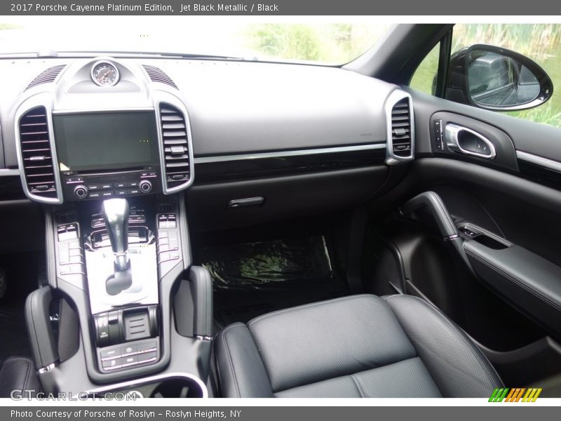 Jet Black Metallic / Black 2017 Porsche Cayenne Platinum Edition