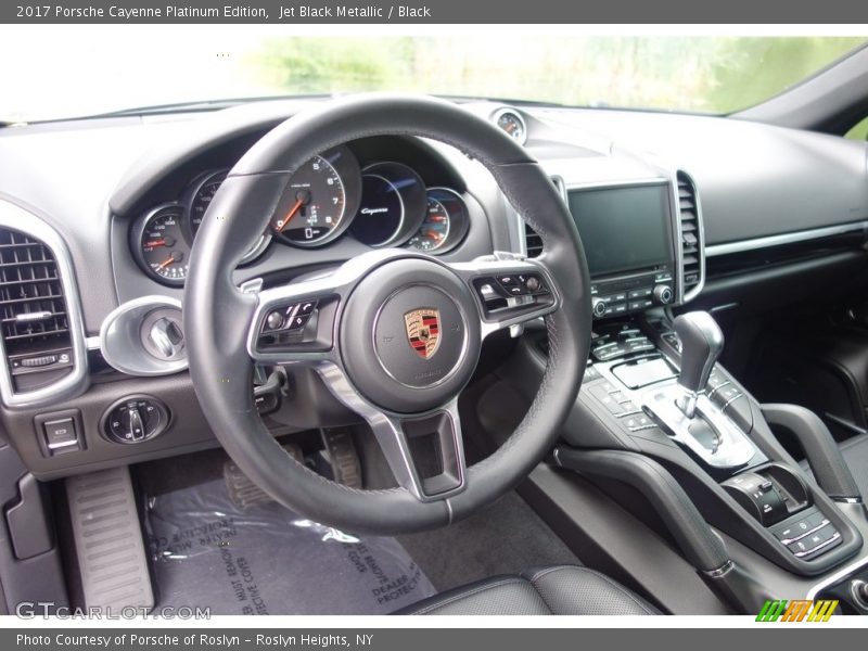 Jet Black Metallic / Black 2017 Porsche Cayenne Platinum Edition