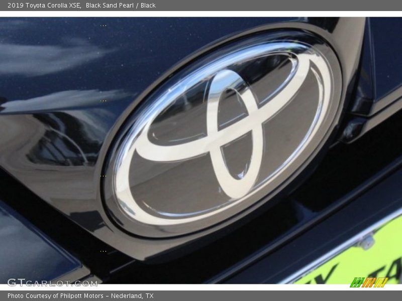 Black Sand Pearl / Black 2019 Toyota Corolla XSE