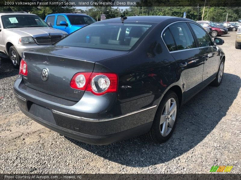 Island Grey Metallic / Deep Black 2009 Volkswagen Passat Komfort Sedan