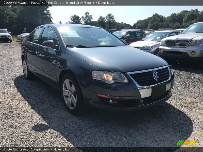 Island Grey Metallic / Deep Black 2009 Volkswagen Passat Komfort Sedan
