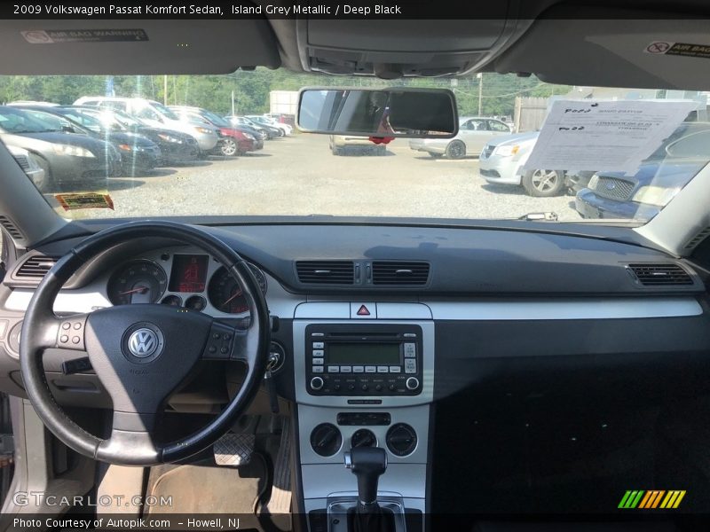 Island Grey Metallic / Deep Black 2009 Volkswagen Passat Komfort Sedan