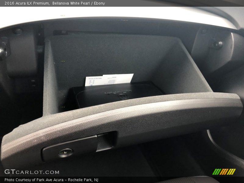 Bellanova White Pearl / Ebony 2016 Acura ILX Premium