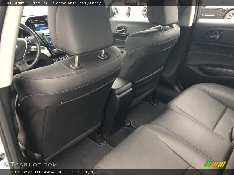 Bellanova White Pearl / Ebony 2016 Acura ILX Premium