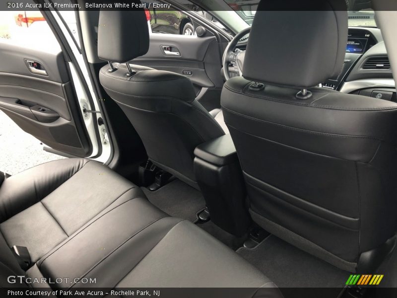 Bellanova White Pearl / Ebony 2016 Acura ILX Premium